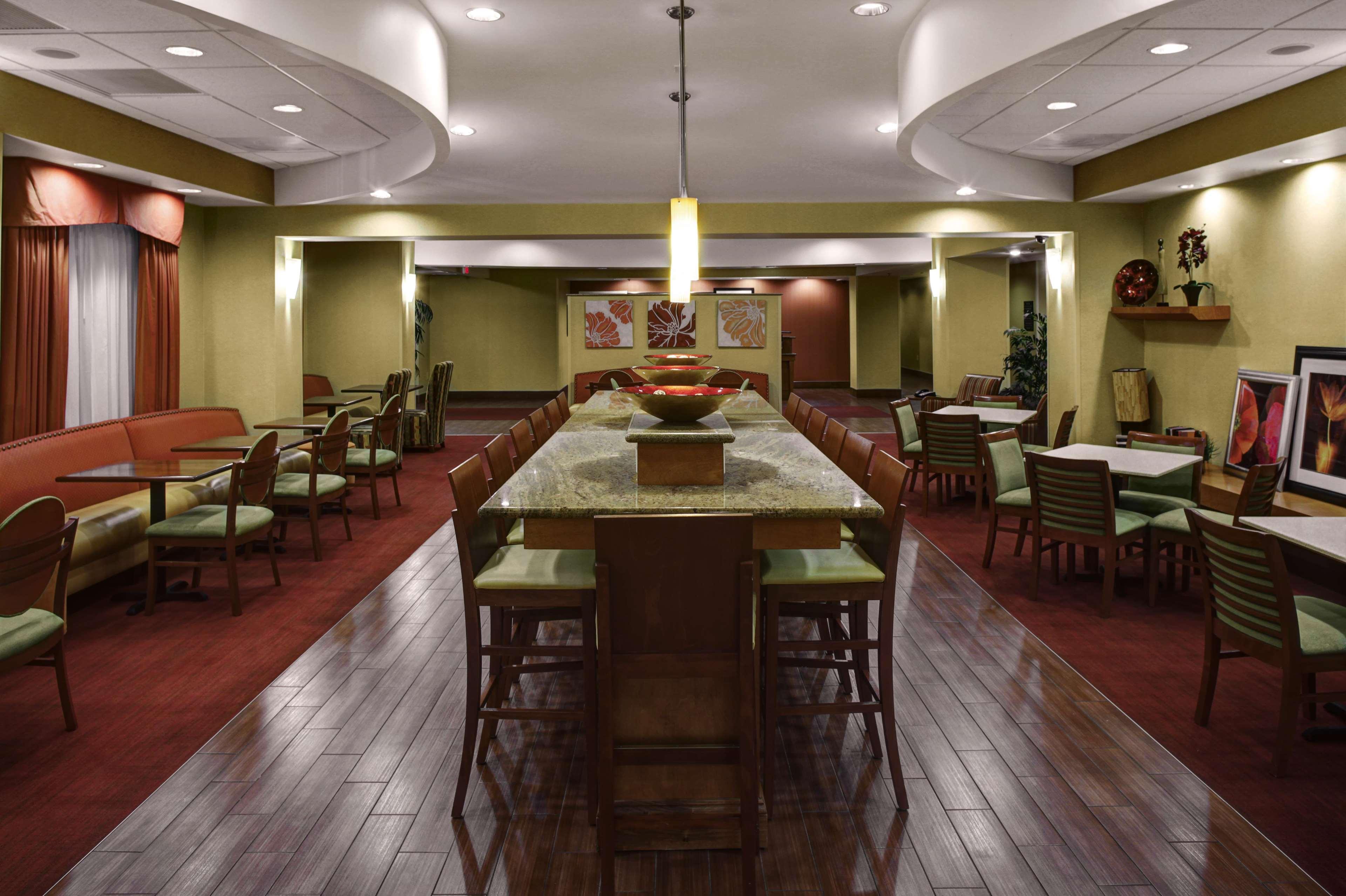 Hampton Inn Petersburg - Southpark Mall Colonial Heights Exterior photo
